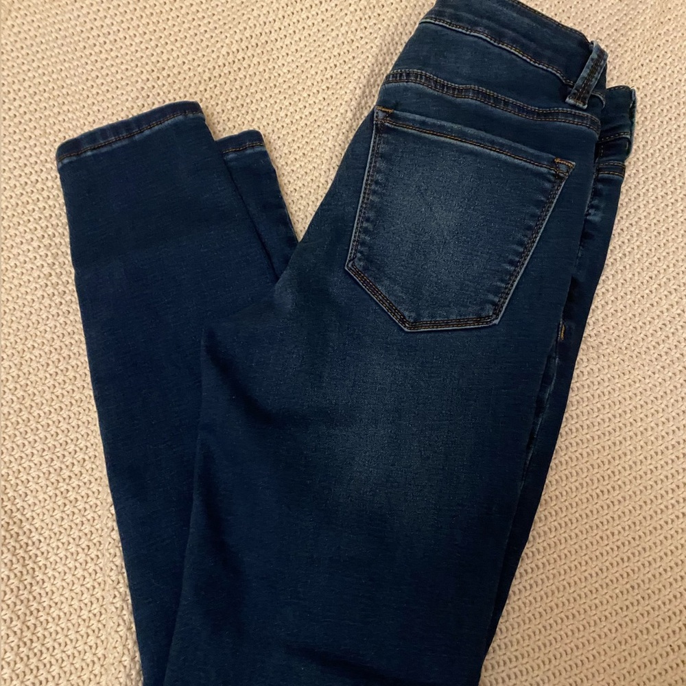 Dark blue skinny jeans